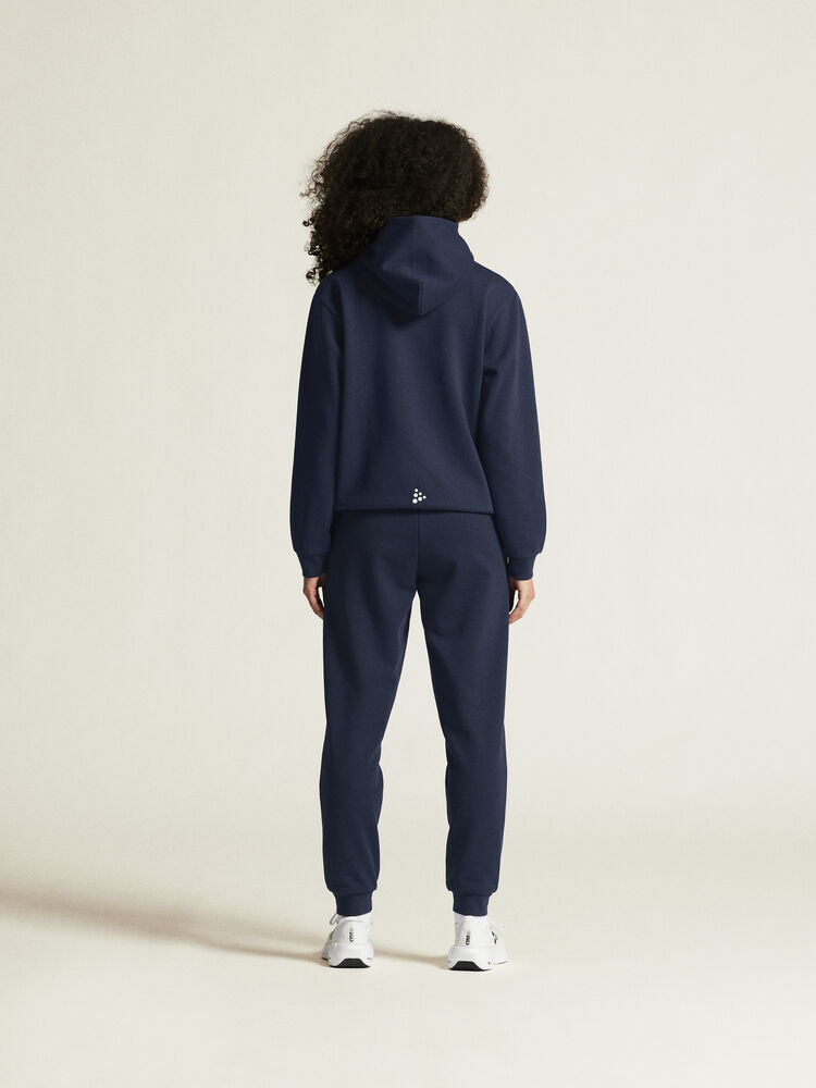 1915296-390000_Community 2 Logo FZ Hoodie W_closeup3