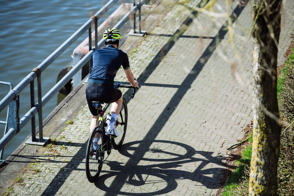 1907156-396000_1907157-999000_1