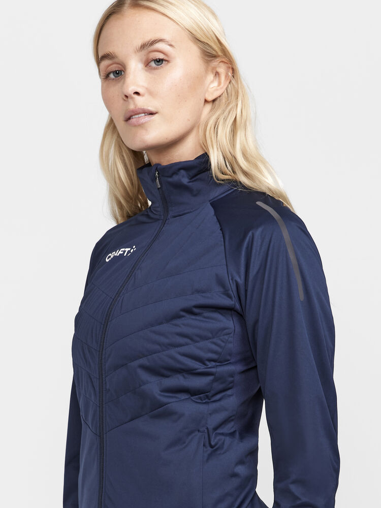 1912525-396000_ADV Nordic Ski Club Jacket W_Closeup4