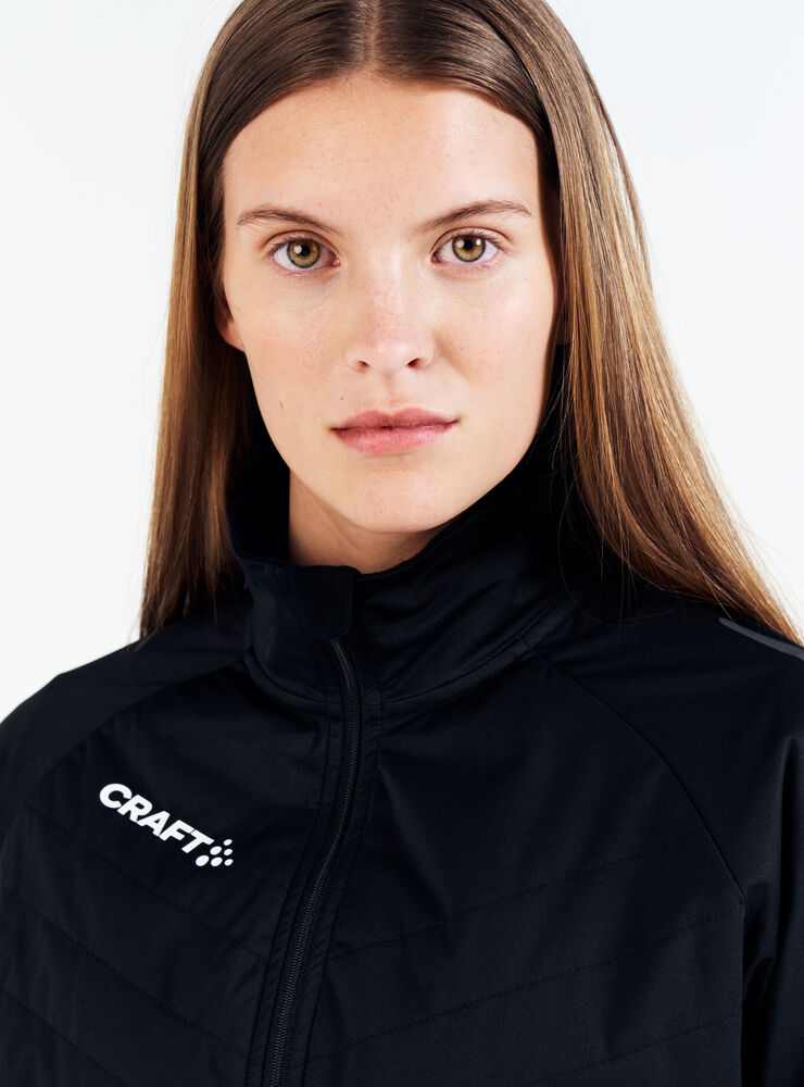 1912525-999000_ADV Nordic Ski Club Jacket W_Closeup4