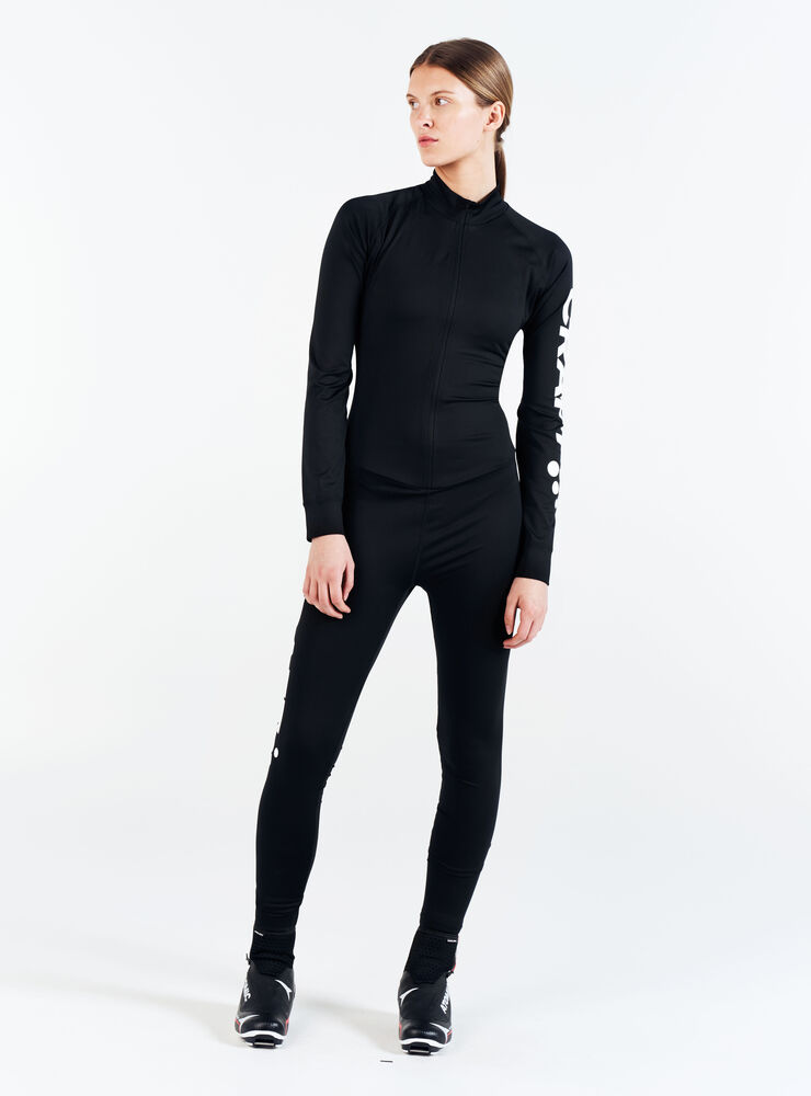 1912698-999000_ADV Nordic Ski Club Suit W_Closeup1