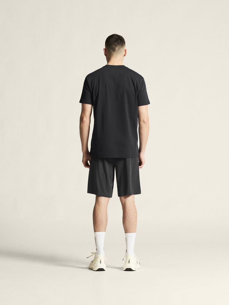 1915301-999000_Community 2 Tee M_closeup3